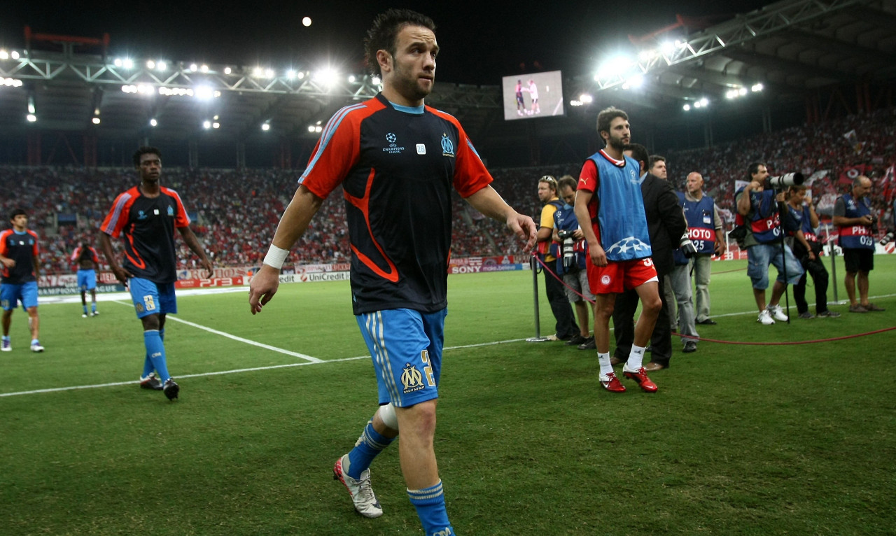 Ολυμπιακός: Τα ξημερώματα στην Αθήνα ο Βαλμπουενά (photos)