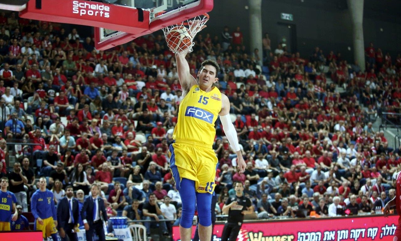 Αφεντικό στο Τελ Αβίβ και μια νίκη μακριά από το Final Four η Μακάμπι!