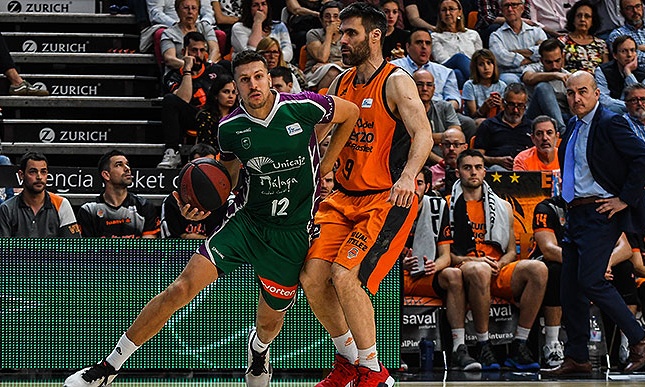 «Σεληνιασμένος» Μιλοσάβλιεβιτς, έβαλε 11/12 σουτ κι η Μάλαγα έκανε «break» στη Βαλένθια!