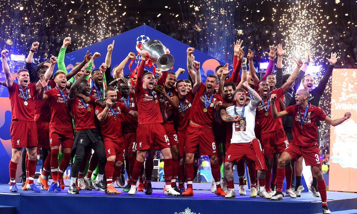 Champions League: Υποδοχή «ηρώων» στο Λίβερπουλ (video+photos)