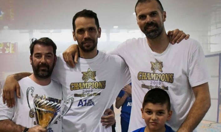 Ανανεώνουν στον Ιωνικό Νικαίας οι Καράμπουλας, Κατούφας (photo)