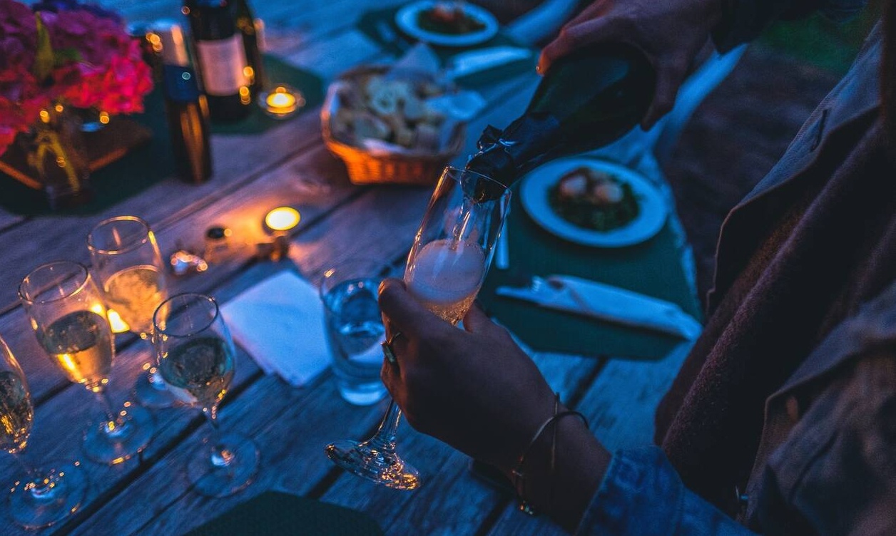 Βγήκαν έξω για δείπνο – Δεν φαντάζεστε τι της ζήτησε επειδή δεν… κατέληξαν στο κρεβάτι (photo)