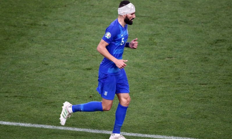 Ελλάδα – Αρμενία: Σφοδρή σύγκρουση και… ματωμένο κεφάλι για Σιόβα (photos+videos)