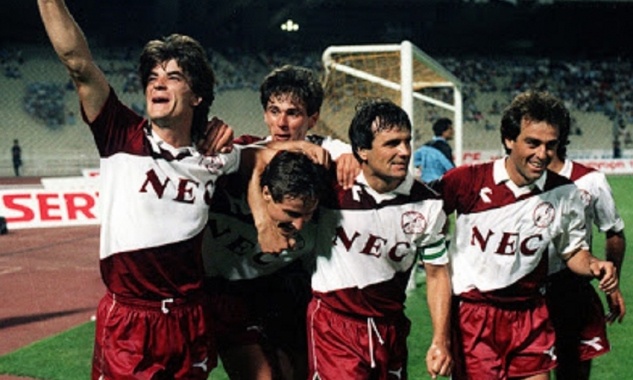 ΑΕΛ: Η 1η πανελλήνια υπόκλιση στη «βασίλισσα»!