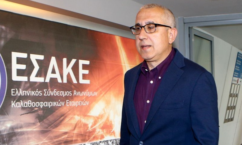 Επίσημα στην Αρμάνι Μιλάνο ο Χρήστος Σταυρόπουλος