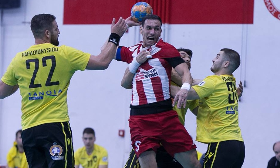 Ολυμπιακός: Ανανέωσε ο Λέμος