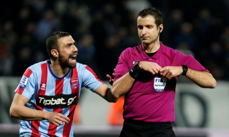 Από τον Ολυμπιακό επιστρέφει στον Πανιώνιο!