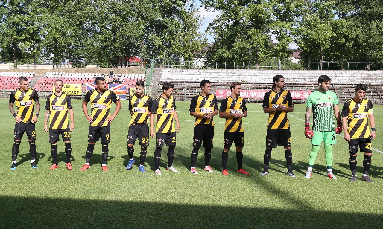 ΑΕΚ: Η καθημερινή… βόλτα των παικτών για το γήπεδο (video)