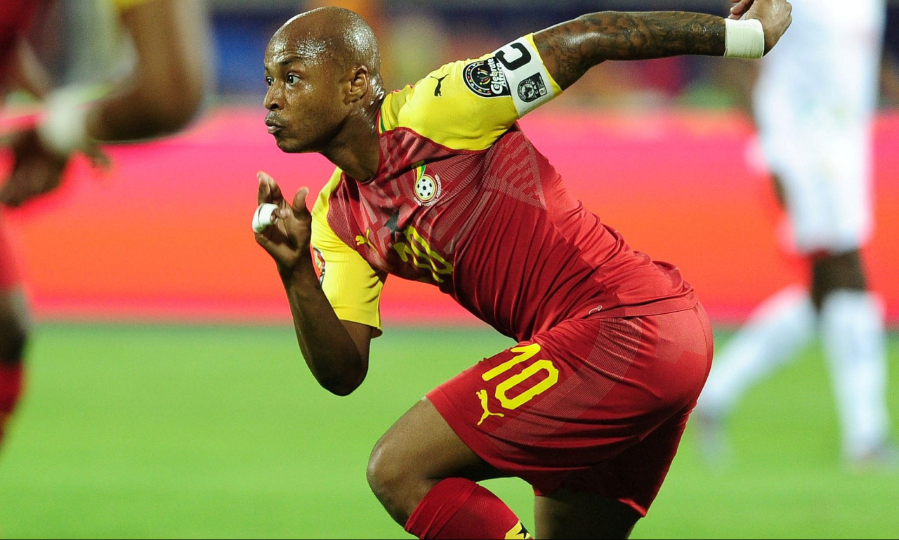 Μαύρα Αστέρια και Αετοί στη μάχη για το τελευταίο εισιτήριο