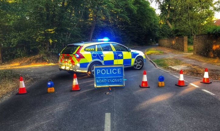 Τυλίχτηκε στις φλόγες το κτήριο της Warner Bros στο Λονδίνο