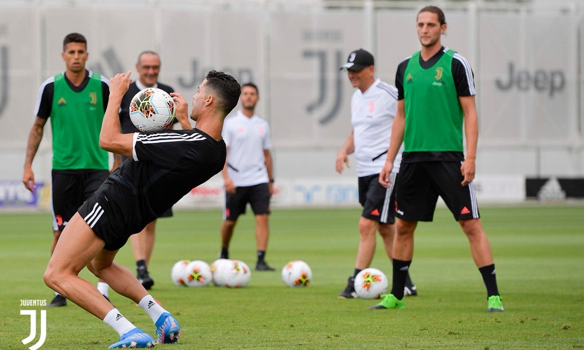 Γιουβέντους: Ο Κριστιάνο ξεφτιλίζει τον Ιγκουαΐν στα σπριντ (video)