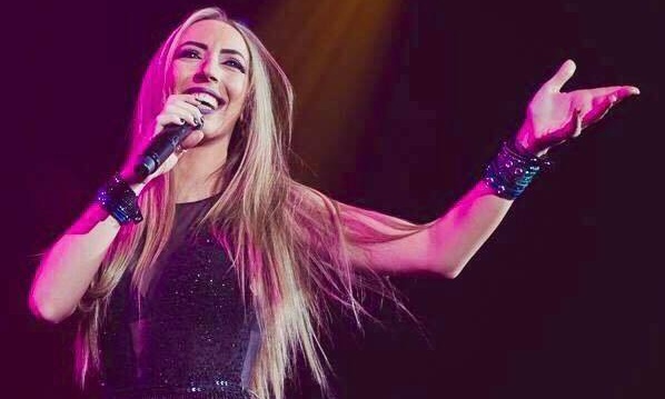 Η Βάσια Θεοδοσίου ξεσηκώνει το κοινό