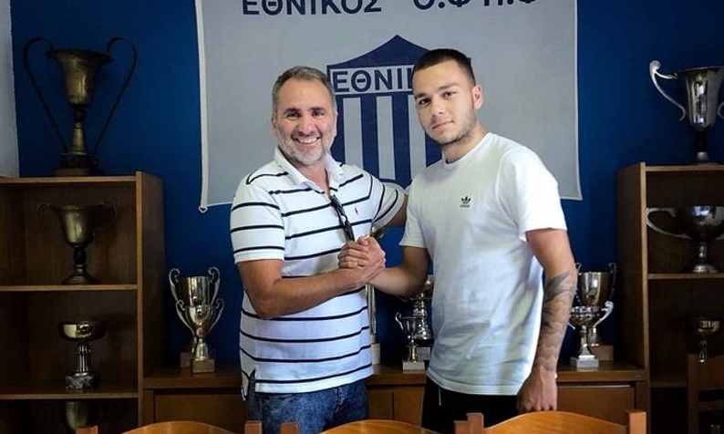 Ανανέωσε με Πολίτη ο Εθνικός