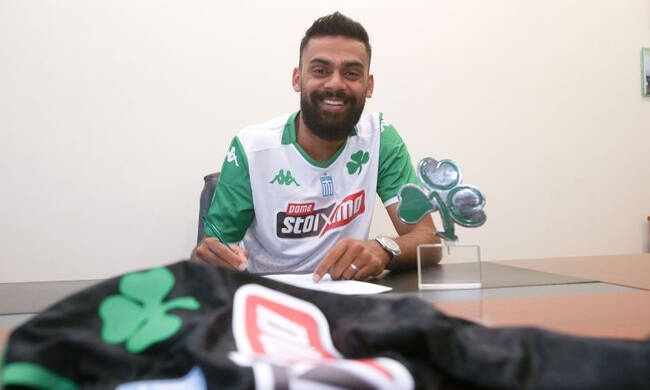 Οι υπογραφές του Ζαχίντ με τον Παναθηναϊκό (photos)