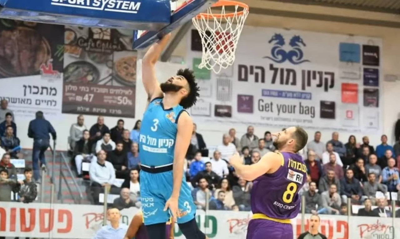 O Ελάιζα Μπράιαντ ο αντι-Ρολ στην Μακάμπι! (photos+videos)