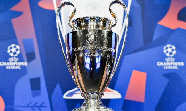 Οι έδρες σε πρώτο πλάνο