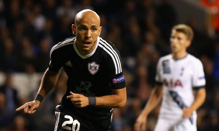 Με Σλοβένους και Αζέρους