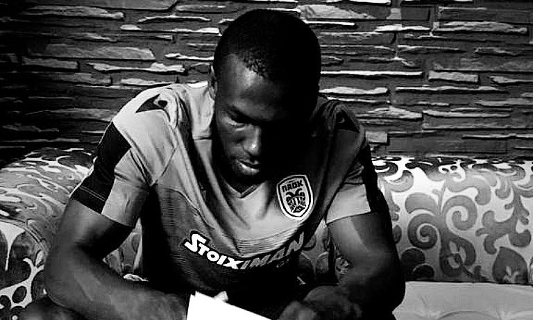 ΠΑΟΚ: Η στιγμή που ο Εσίτι υπογράφει με τον «δικέφαλο του Βορρά» (photo)