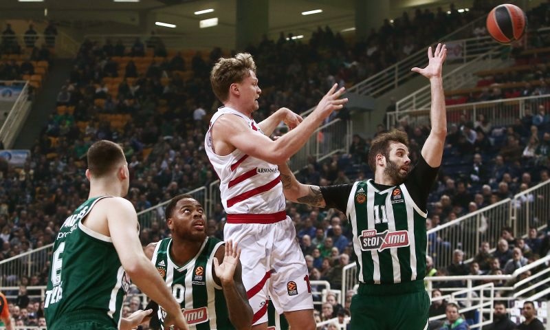 Ολυμπιακός: Η άφιξη του Κουζμίνσκας και τα διαρκείας