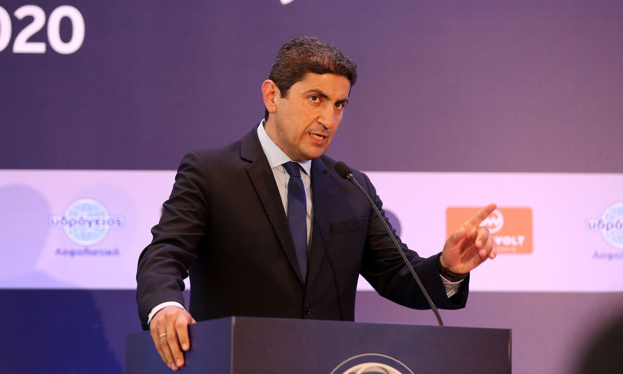 Αυγενάκης: «Κοντά στο υγιές ελληνικό ποδόσφαιρο»