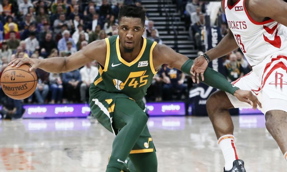 NBA: Ο εξαιρετικά ταλαντούχος Ντόνοβαν Μίτσελ (video)