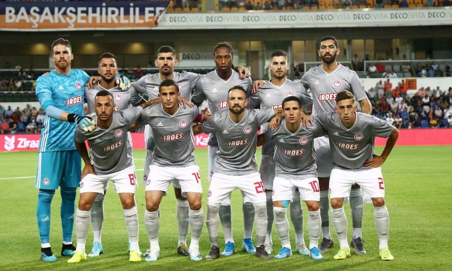 Μπασάκσεχιρ-Ολυμπιακός: Πανό-πρόκληση από τους Τούρκους! (photos)