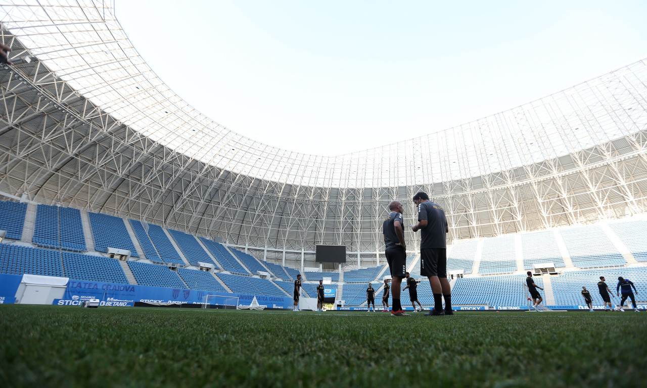 Κραϊόβα-ΑΕΚ: Με μαθητές στις εξέδρες το παιχνίδι