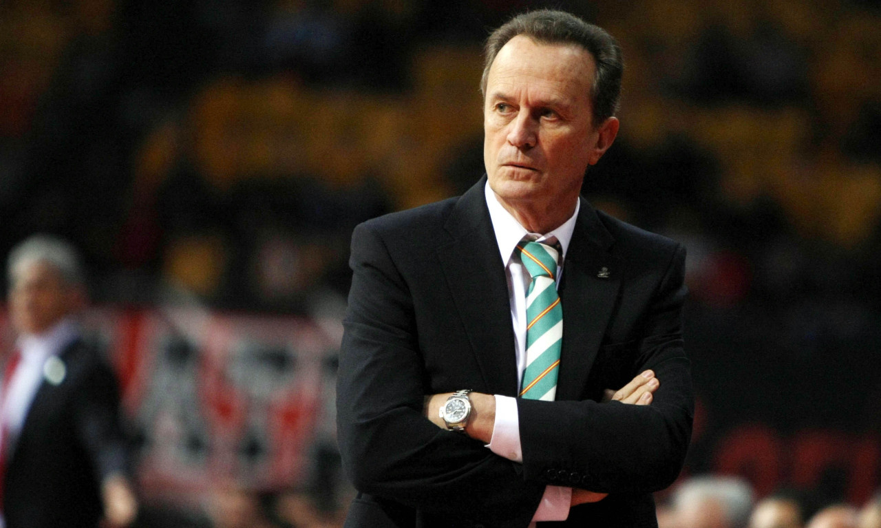 Euroleague: Συνεχίζει στον πάγκο της Άλμπα ο Ρενέσες