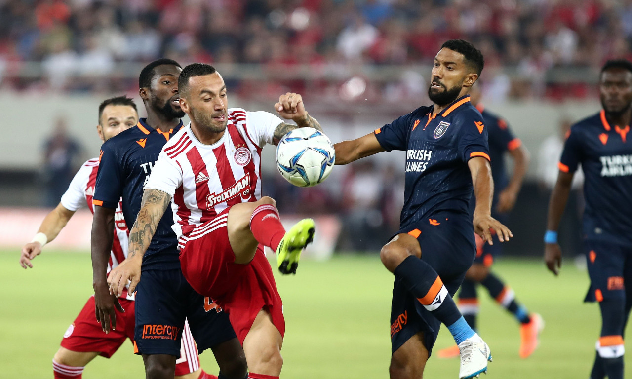 Live Chat Ολυμπιακός-Μπασακσεχίρ 2-0 (ΤΕΛΙΚΟ)