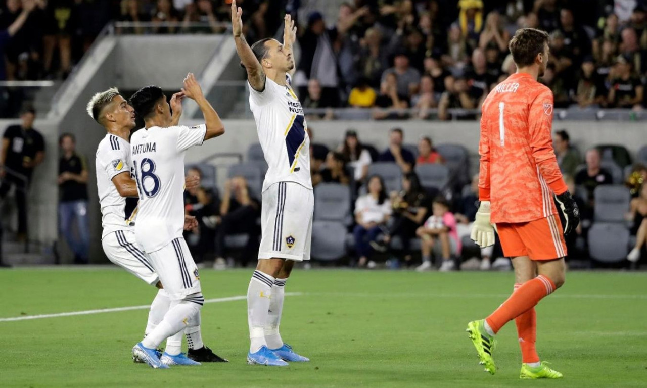 Εντυπωσιάζει ο Ιμπραΐμοβιτς στο MLS (video)