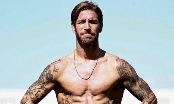 Σέρχιο Ράμος: Οι συμπαίκτες του ξέσπασαν σε γέλια με την εμφάνιση του (vid)