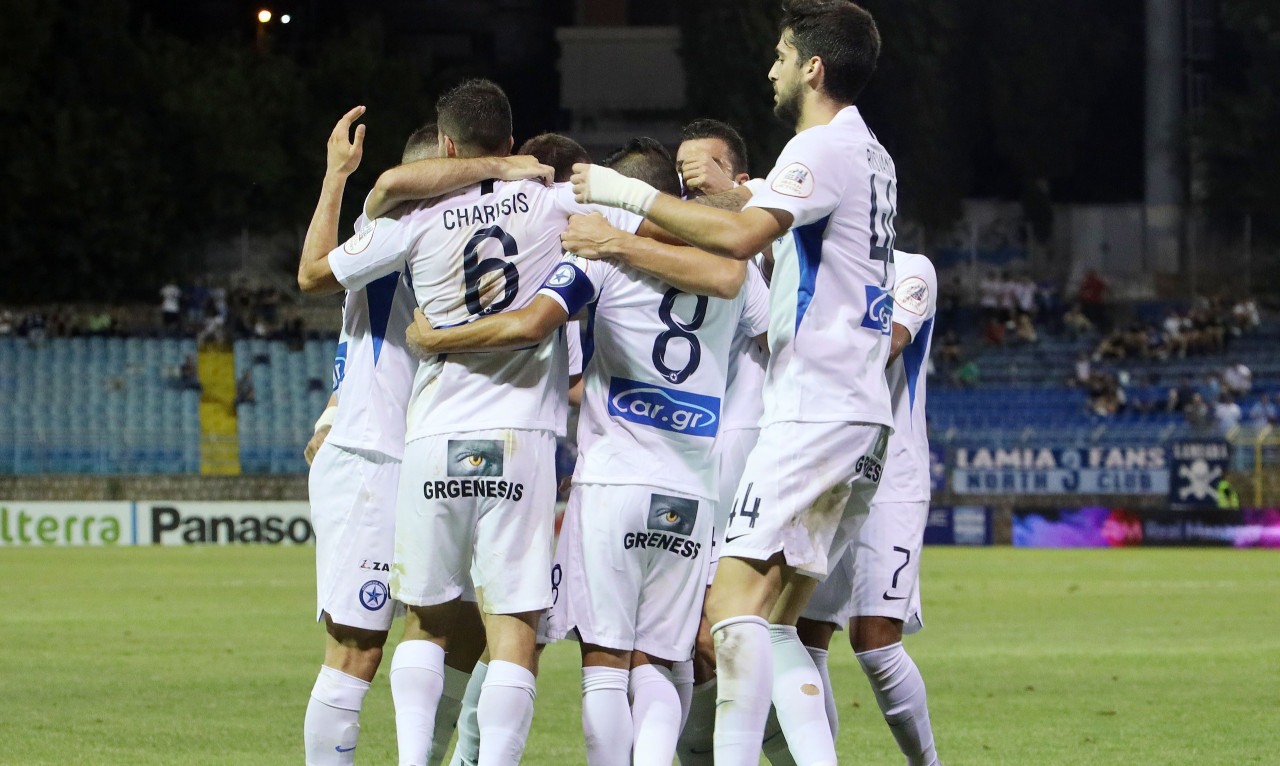 Σαν τον Ριβάλντο ο Βέλλιος: Το γκολ της χρονιάς στο Λαμία-Ατρόμητος! (videos)