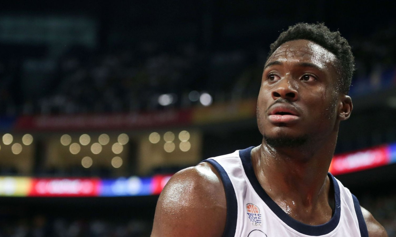 Θανάσης Αντετοκούνμπο: «Κλειδί για εμάς η άμυνα»