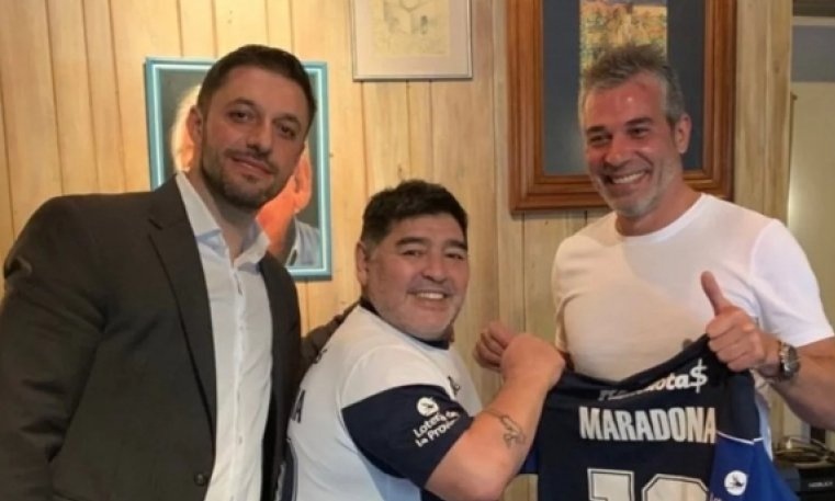 Μαραντόνα:«Θα δώσω και την ψυχή μου για την Χιμνάσια»