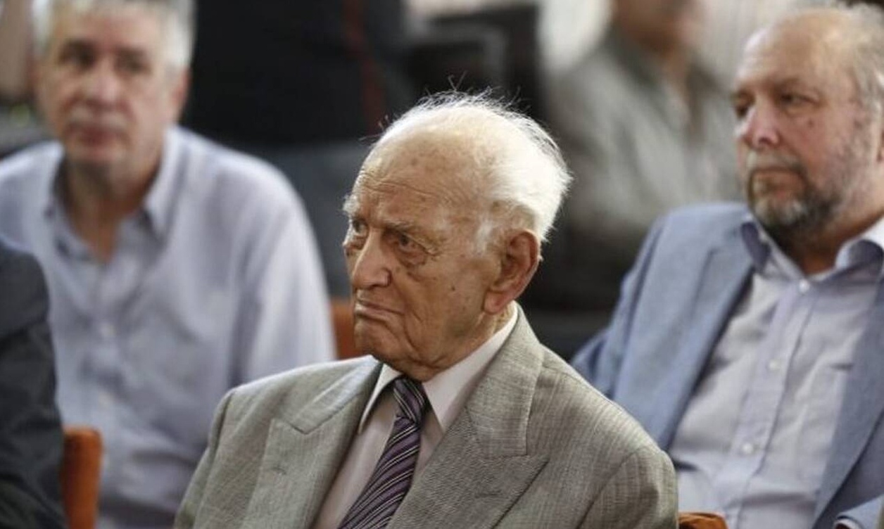 Πέθανε ο Αντώνης Λιβάνης