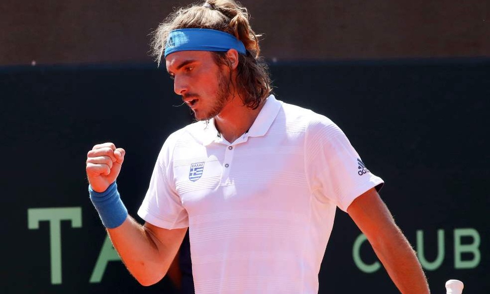 Davis Cup: Με σαρωτικό Τσιτσιπά ισοφάρισε η Ελλάδα