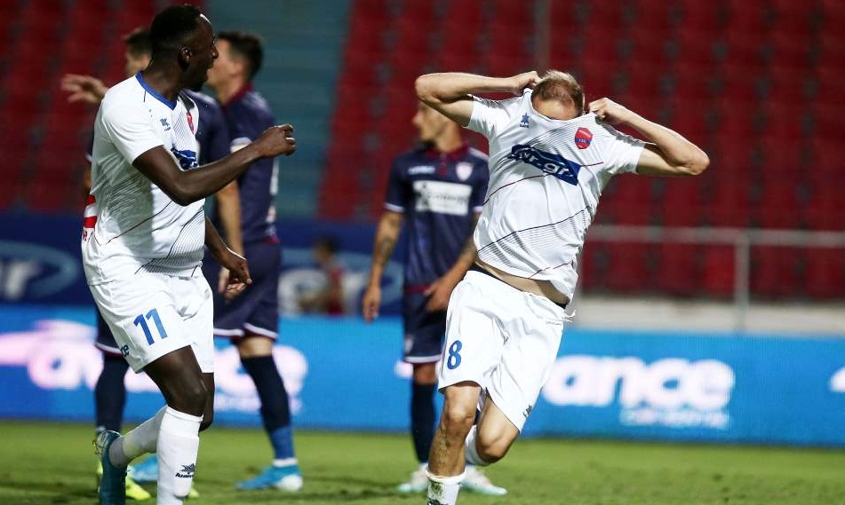 Πανιώνιος-ΑΕΛ 1-0: Το υπέγραψε ο Μαξίμοβιτς! (photos)