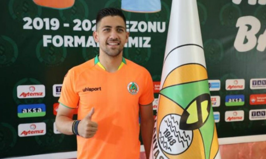 Με τρομερό Μπακασέτα «ξέρανε» τη Φενέρμπαχτσε η Αλάνιασπορ (video)