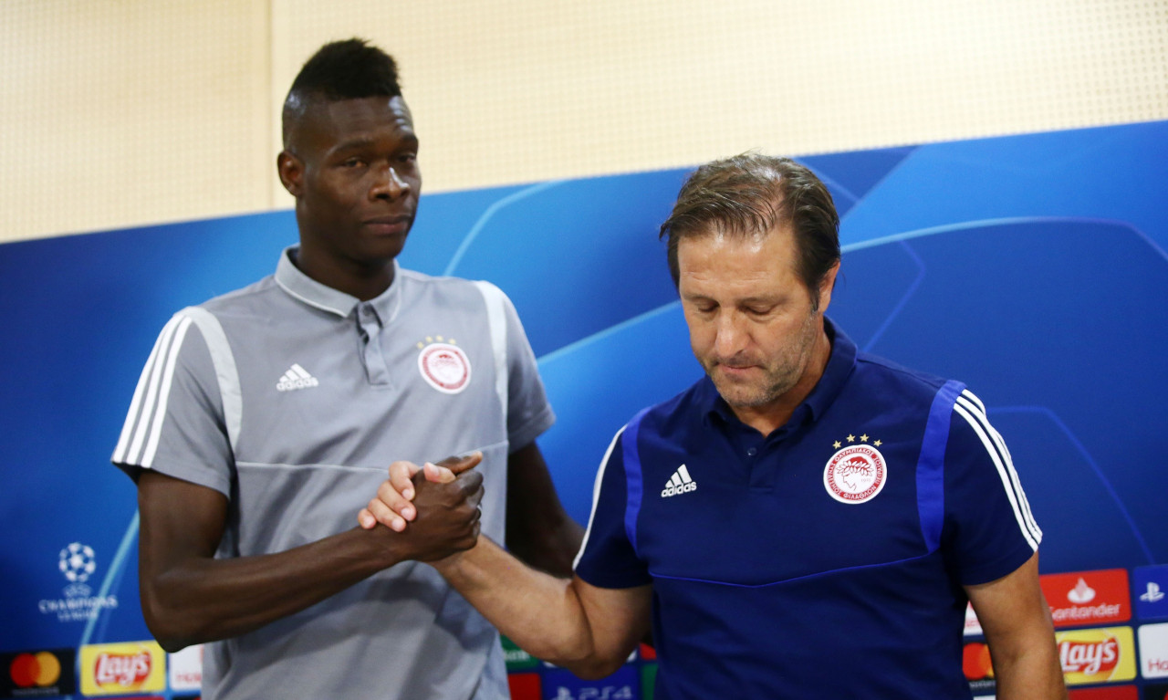 Ολυμπιακός-Τότεναμ: Στο νοσοκομείο ο Σισέ