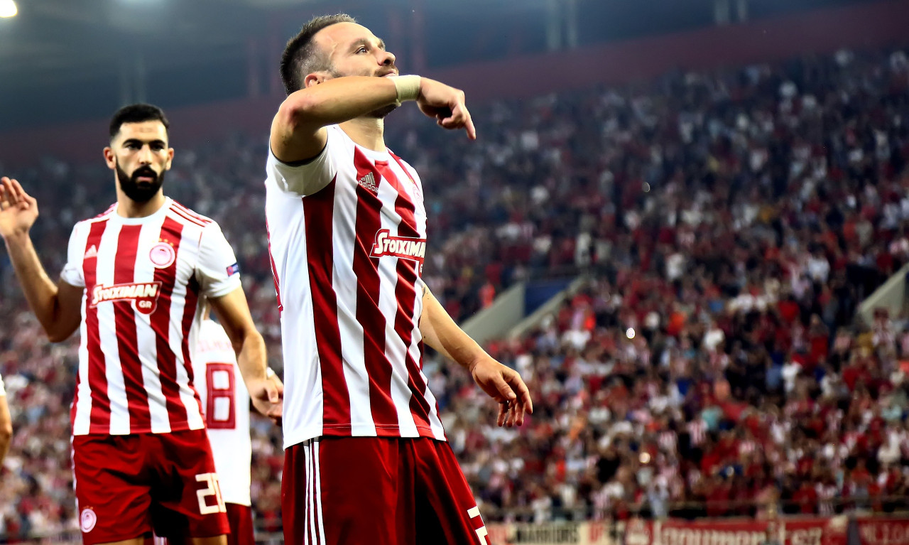 Champions League: Στην κορυφαία ενδεκάδα ο Βαλμπουενά (photo)