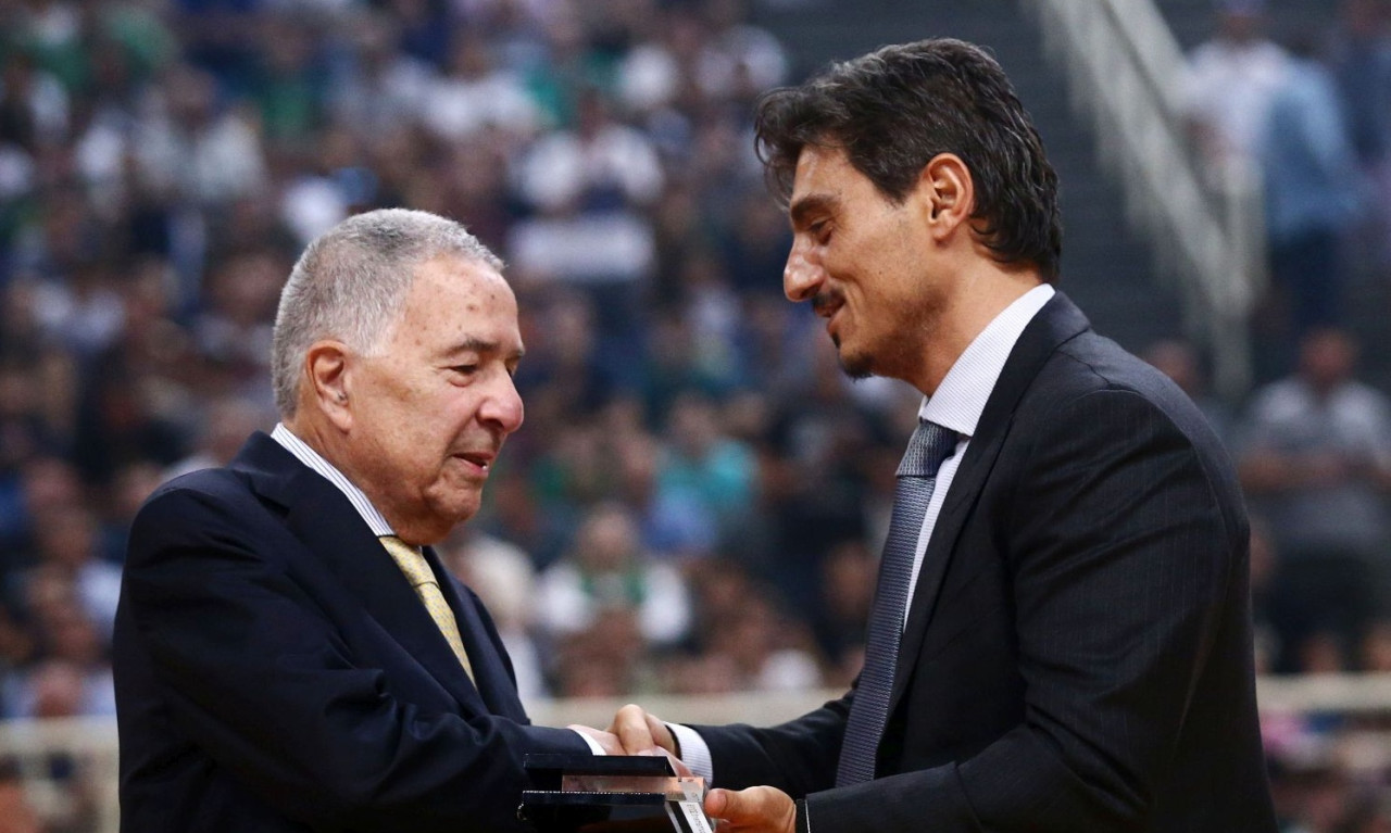 Βράβευσε τον Σιμόν Μιζράχι ο Δημήτρης Γιαννακόπουλος (video+photos)