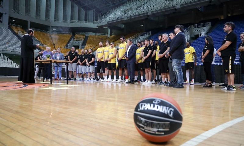 Έβαλε… μπρος με αγιασμό η ΑΕΚ (photos)