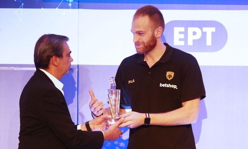 Πιο βελτιωμένος παίκτης ο Κακλαμανάκης (photos)