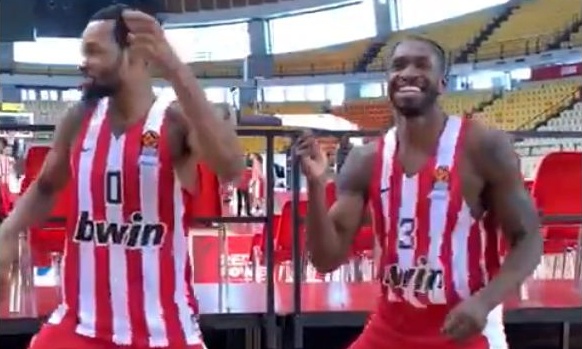 Ολυμπιακός: Πάντερ και Πολ σε… τρελό χορευτικό στη Media Day (video)