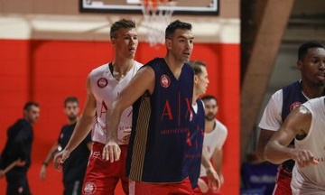 Η «πρώτη» του Σκόλα στην Αρμάνι Μιλάνο (photos)