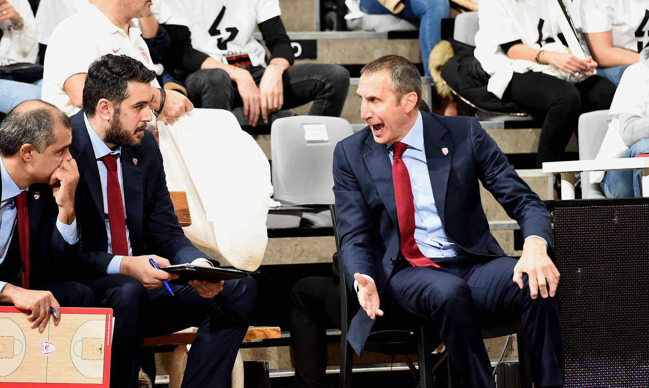 «Βόμβα» με Μπλατ: Αποχώρησε από τον Ολυμπιακό!