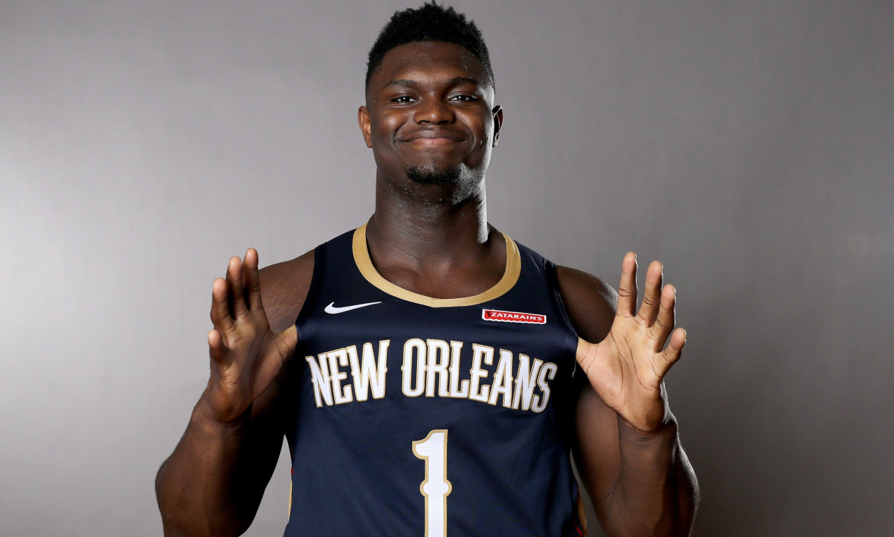 NBA: Τρελαίνει κόσμο στην pre season ο Ζάιον (photos+video)