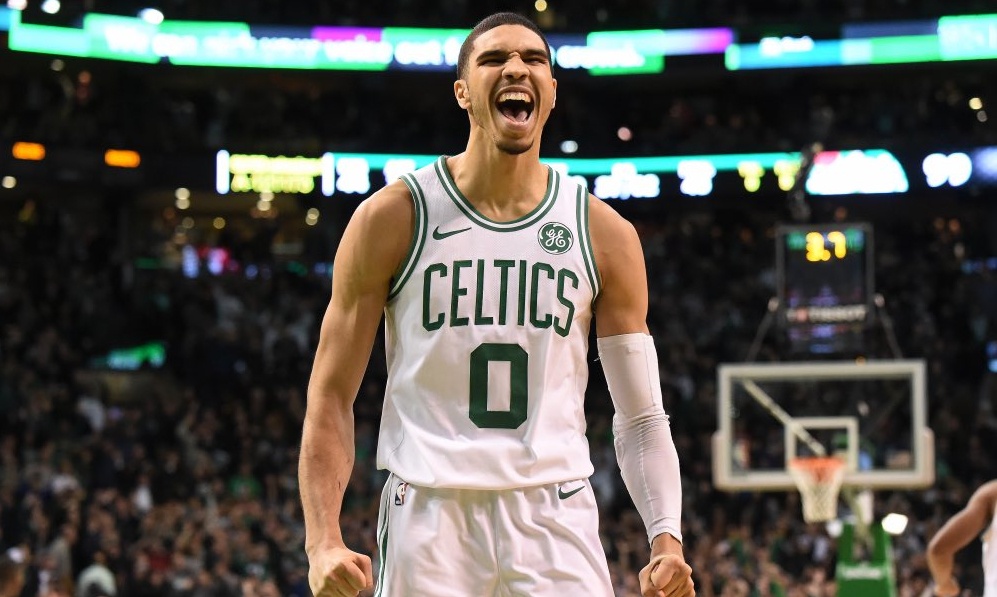 NBA: Για πάντα στους Σέλτικς ο Τέιτουμ! (video+photos)