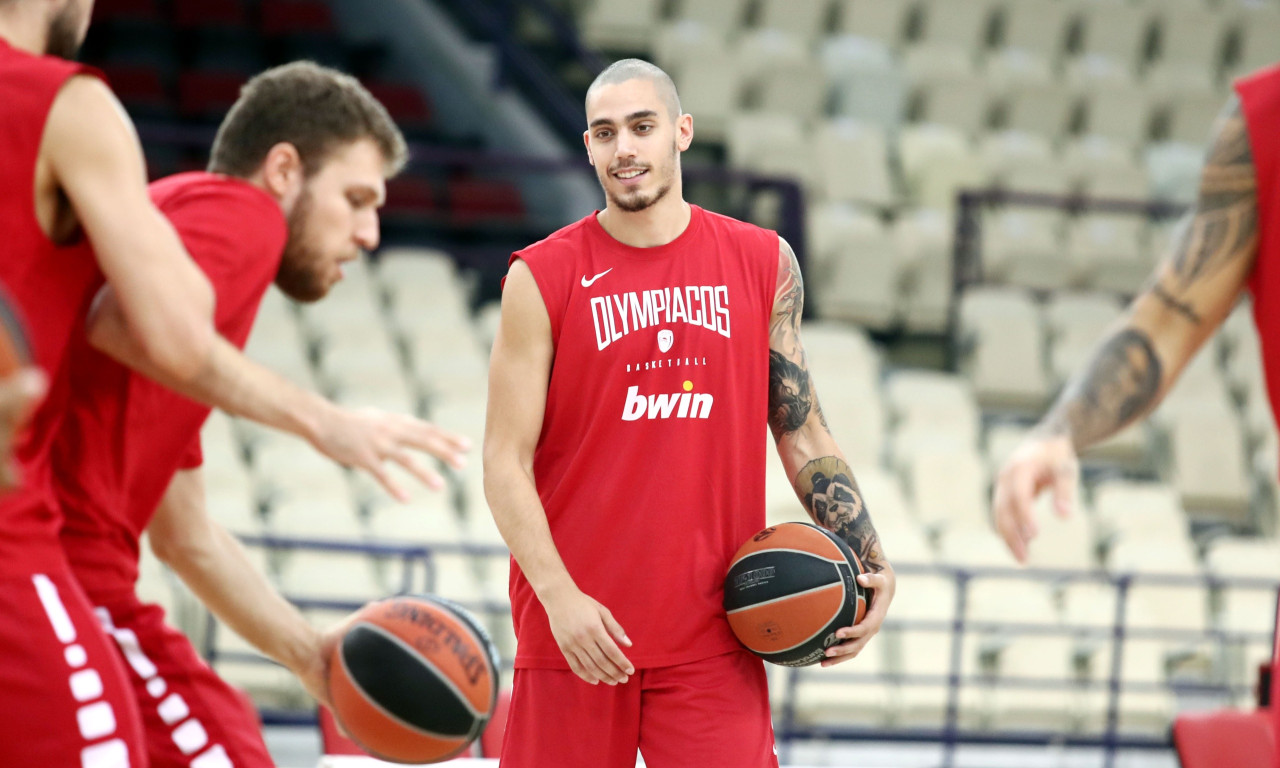 Κόνιαρης: «Να βάλουμε και πάλι τον κόσμο στην εξίσωση»