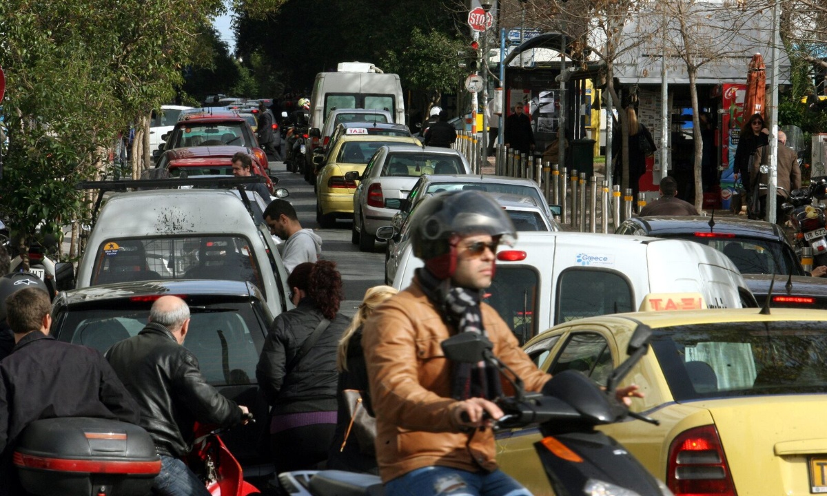 ΤΩΡΑ: Κίνηση στους δρόμους της Αθήνας - Πού σημειώνεται μποτιλιάρισμα
